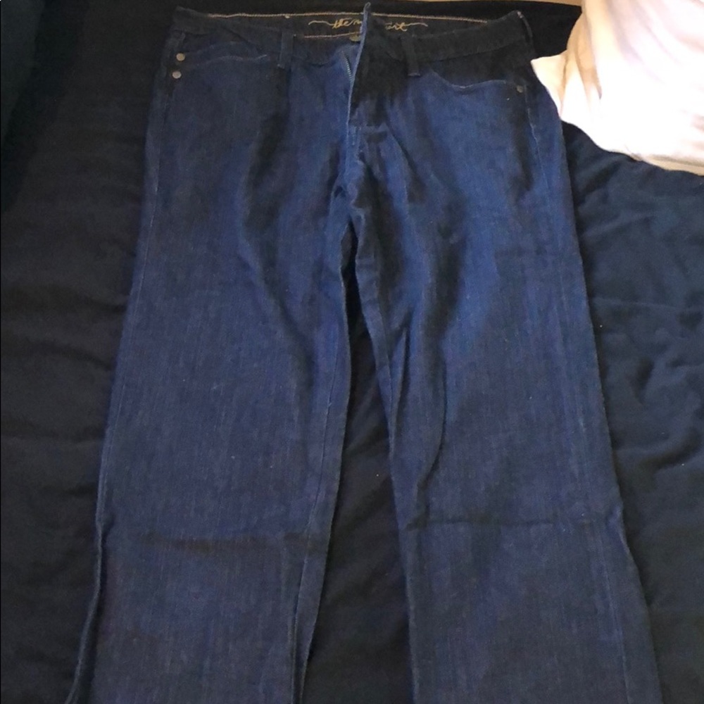 Dark wash capris